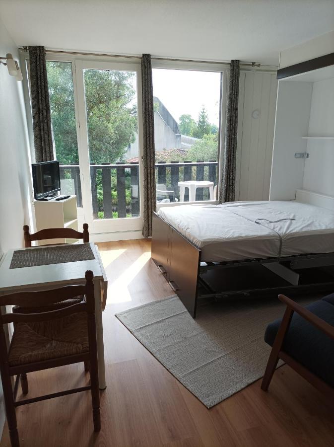 Studio Tout Confort Au Bord Du Lac D'Estey Apartment Dax Luaran gambar