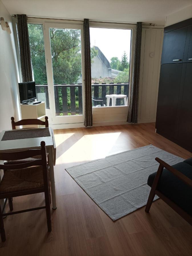 Studio Tout Confort Au Bord Du Lac D'Estey Apartment Dax Luaran gambar